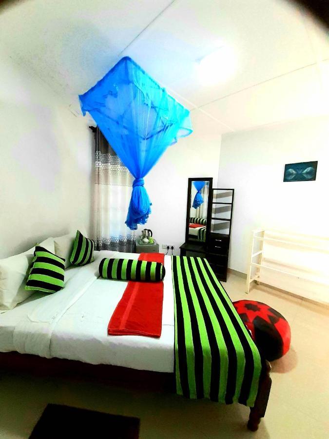 Green Lantern Ella Ngoại thất bức ảnh