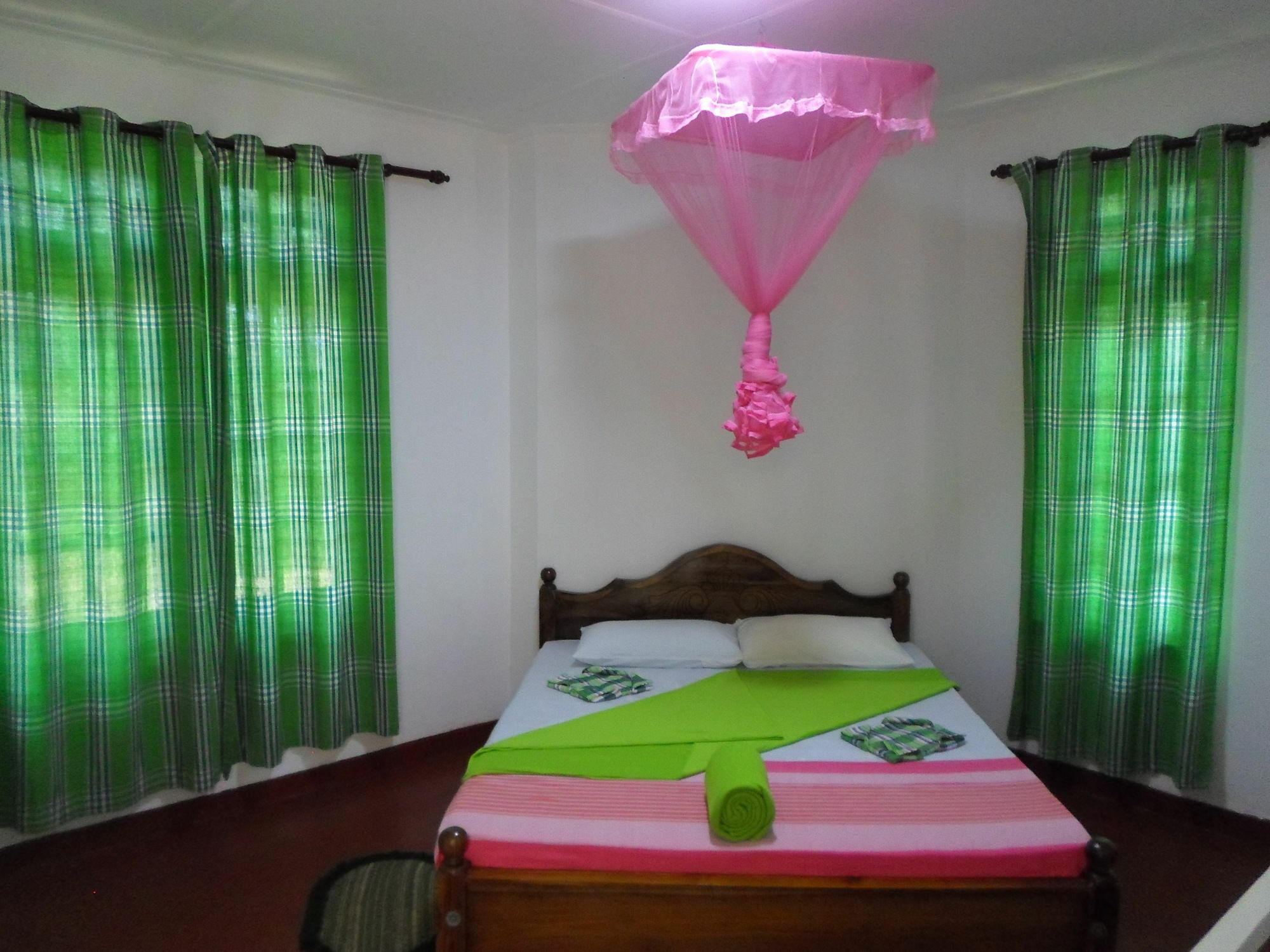 Green Lantern Ella Ngoại thất bức ảnh