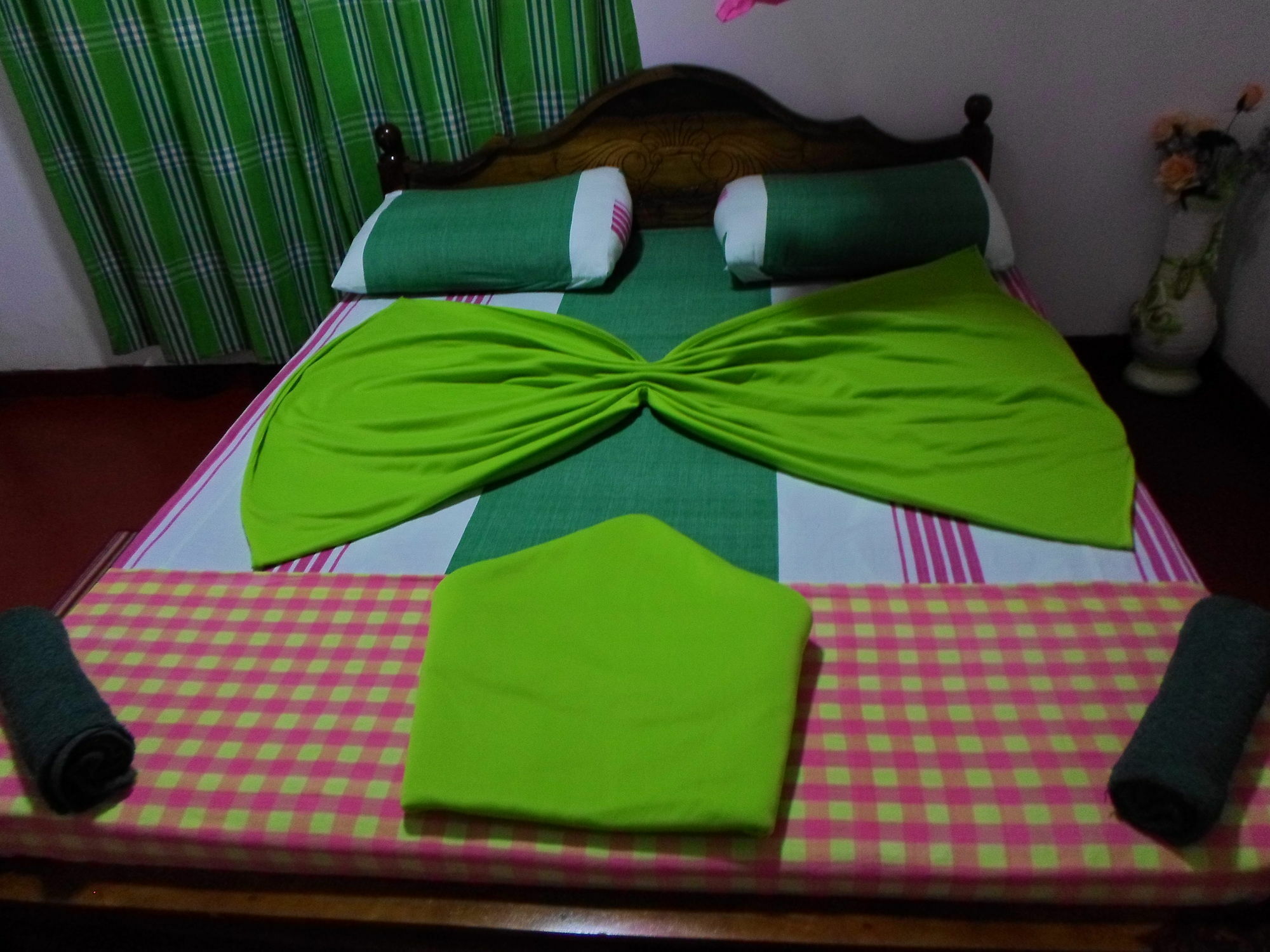 Green Lantern Ella Ngoại thất bức ảnh